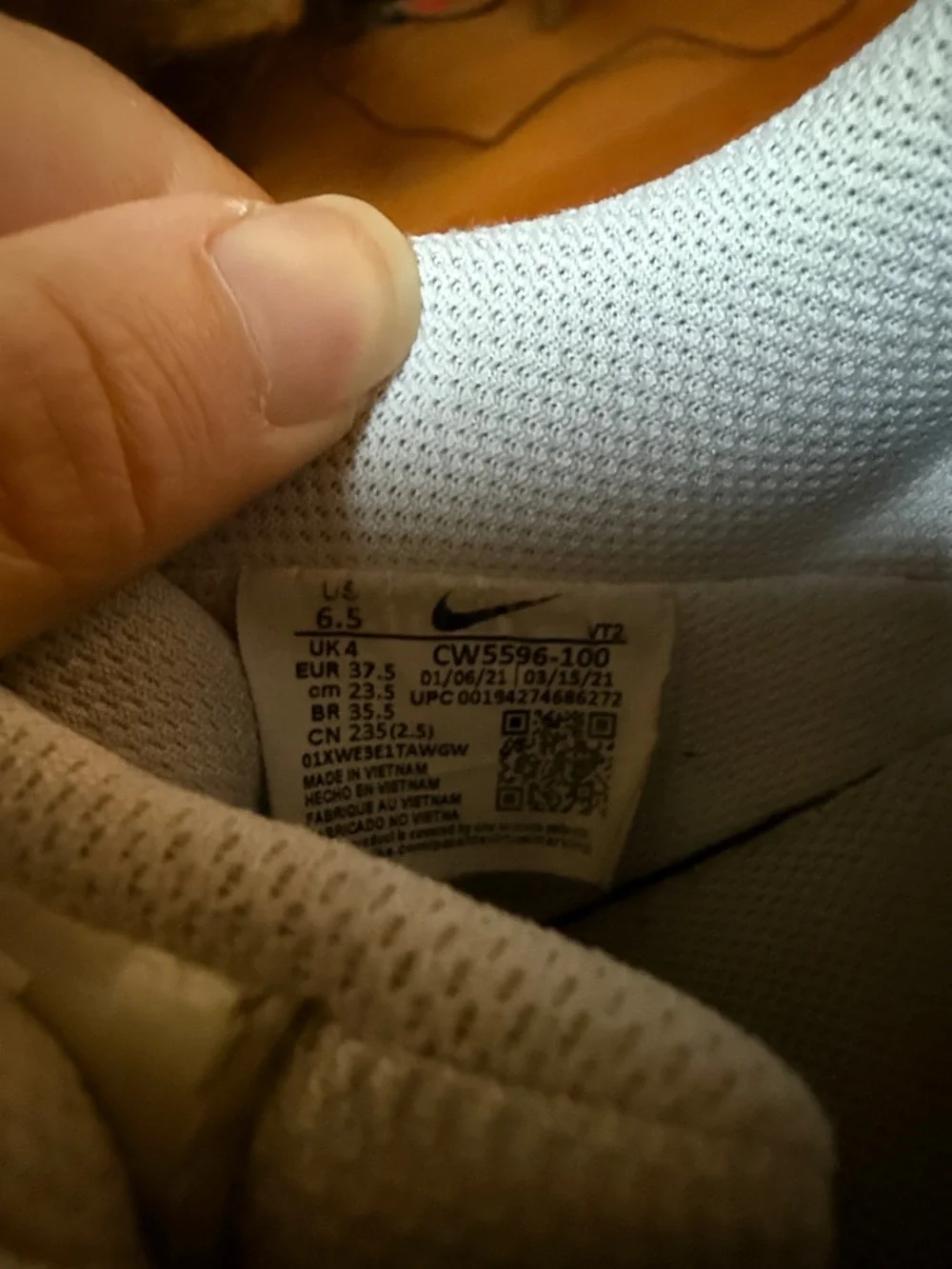 Nike Women’s White Sneakers with Holographic Swoosh - Picture 5 of 5